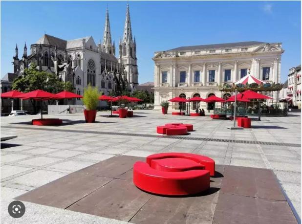 Les Arcades Studio Coeur De Ville Шоле Экстерьер фото