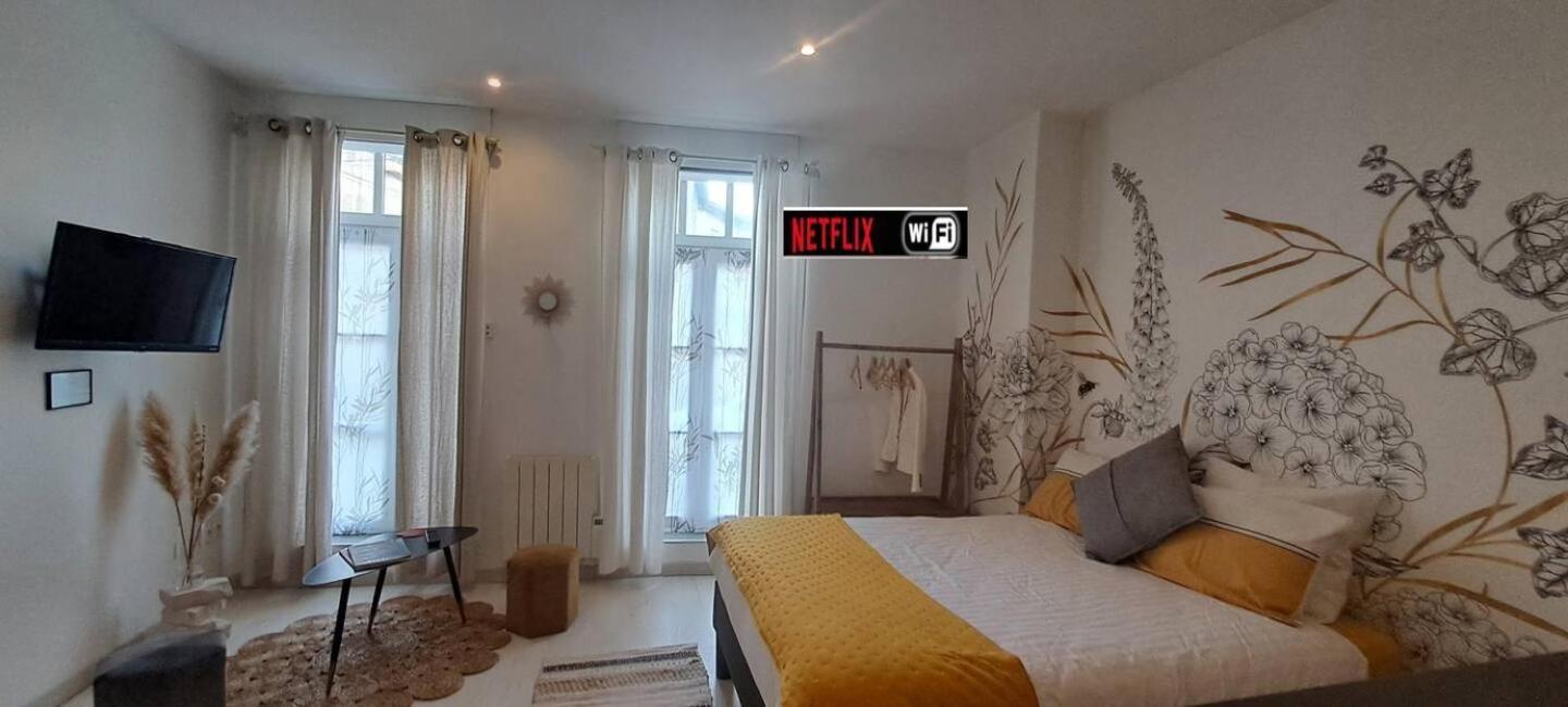 Les Arcades Studio Coeur De Ville Шоле Экстерьер фото